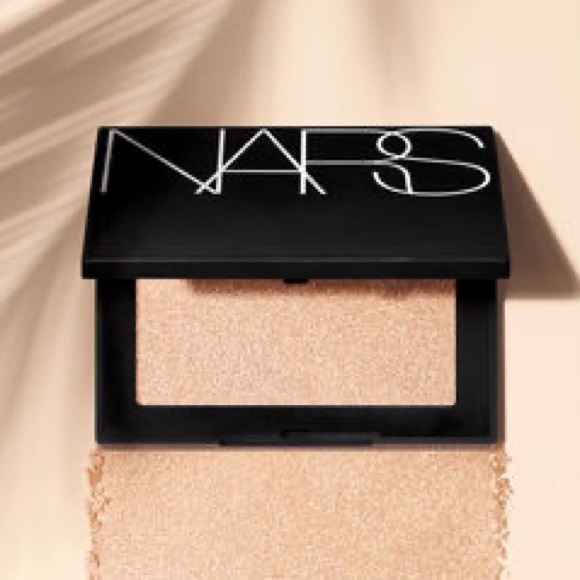 ⭐️HP⭐️ NARS Highlighting Blush Powder - Picture 2 of 5
